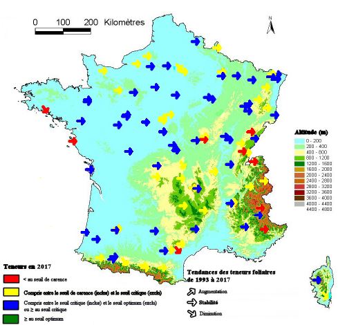 Carte du niveau moyen de l’alimentation foliaire en soufre (en 2017) et tendance (de 1993 à 2017), dans les peuplements du réseau RENECOFOR